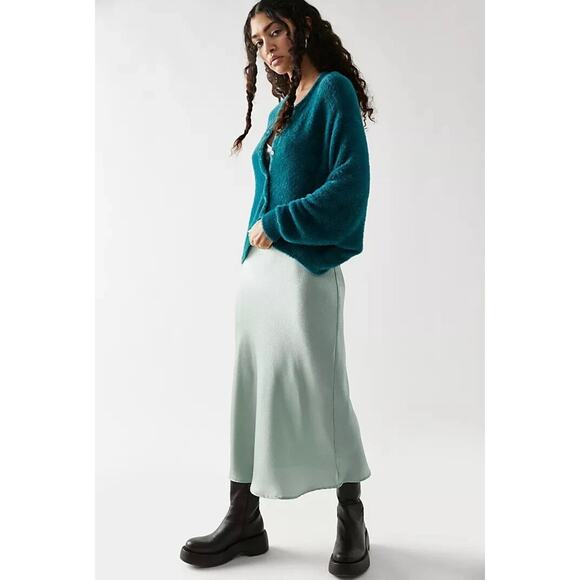 FREE PEOPLE FP ONE WYATT CARDI SOFT FUZZY BUTTON FRONT CARDIGAN TEAL Size XS - Picture 3 of 9